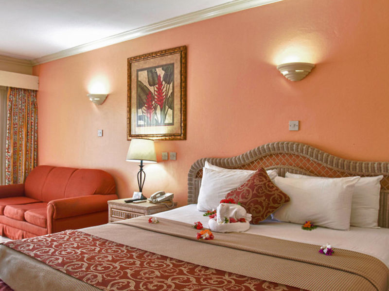 Bay Gardens Hotel