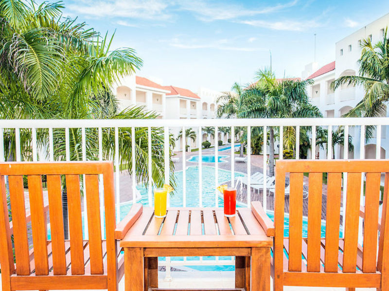 Be Live Grand PUJ Honeymoon