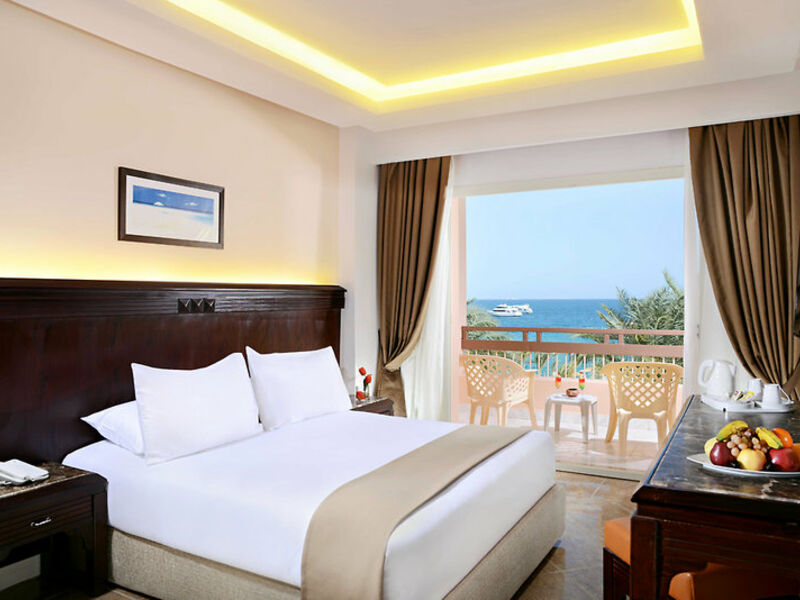 Beach Albatros Resort