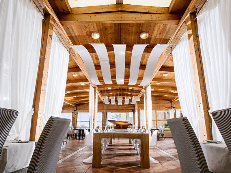 Bella Beach Hotel