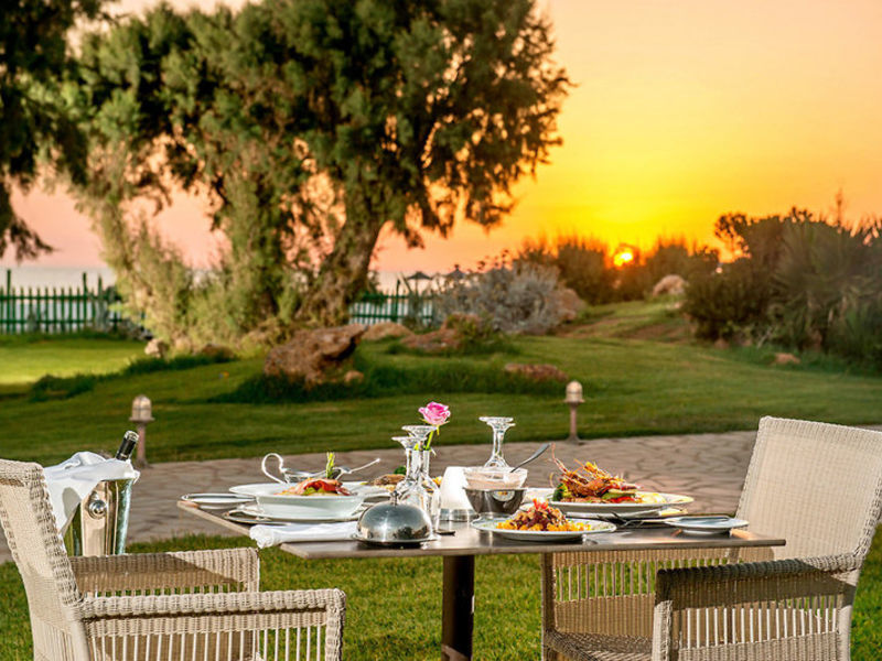 Bella Beach Hotel