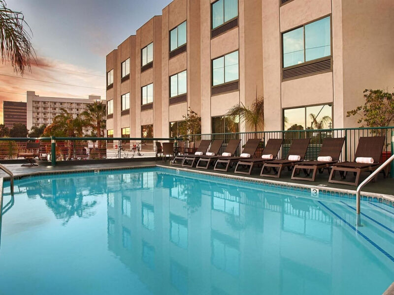 Best Western Suites Hotel