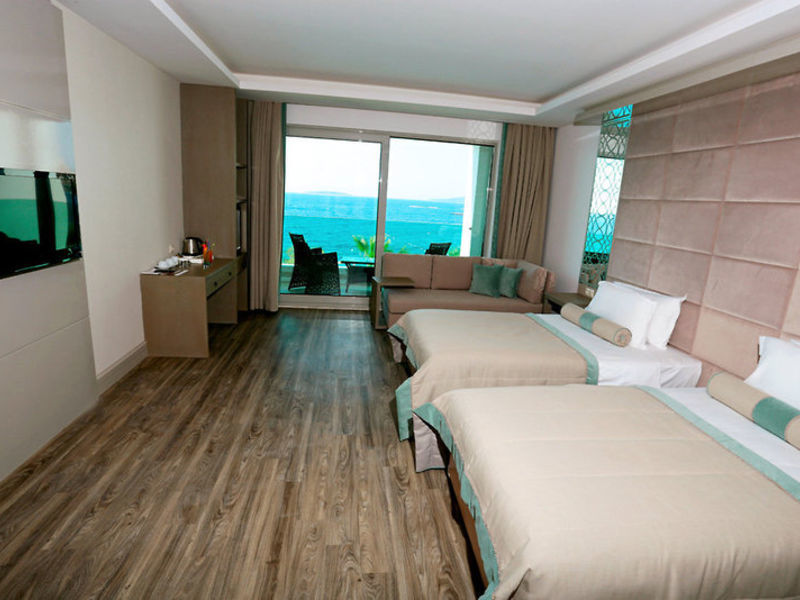 Blue Dreams Resort