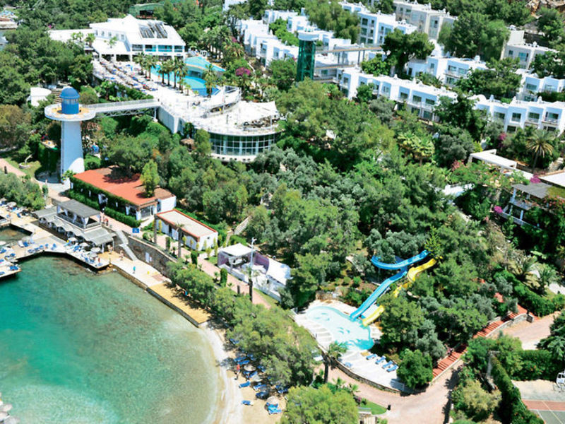Blue Dreams Resort