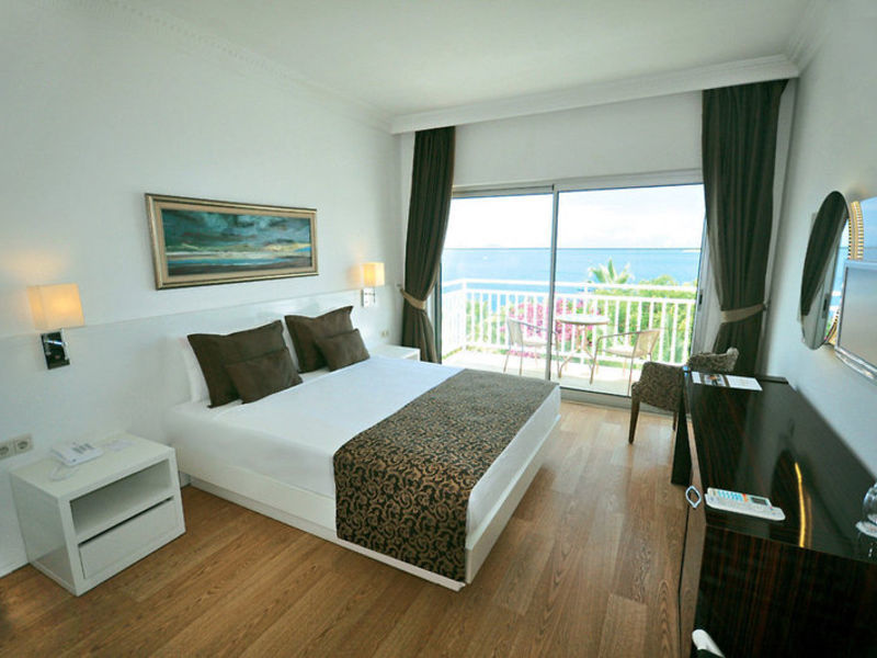 Blue Dreams Resort
