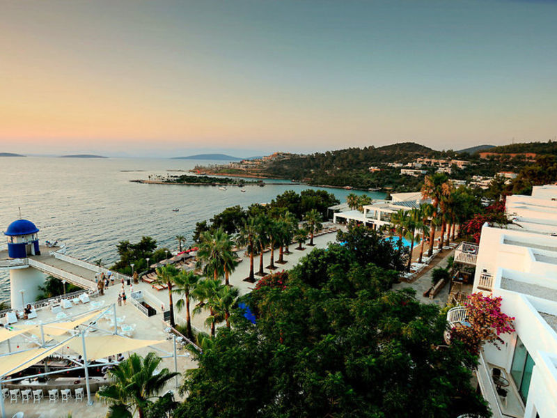 Blue Dreams Resort