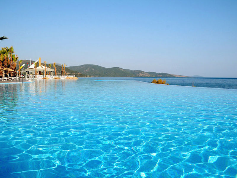 Blue Dreams Resort