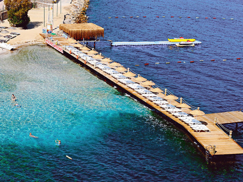 Blue Dreams Resort
