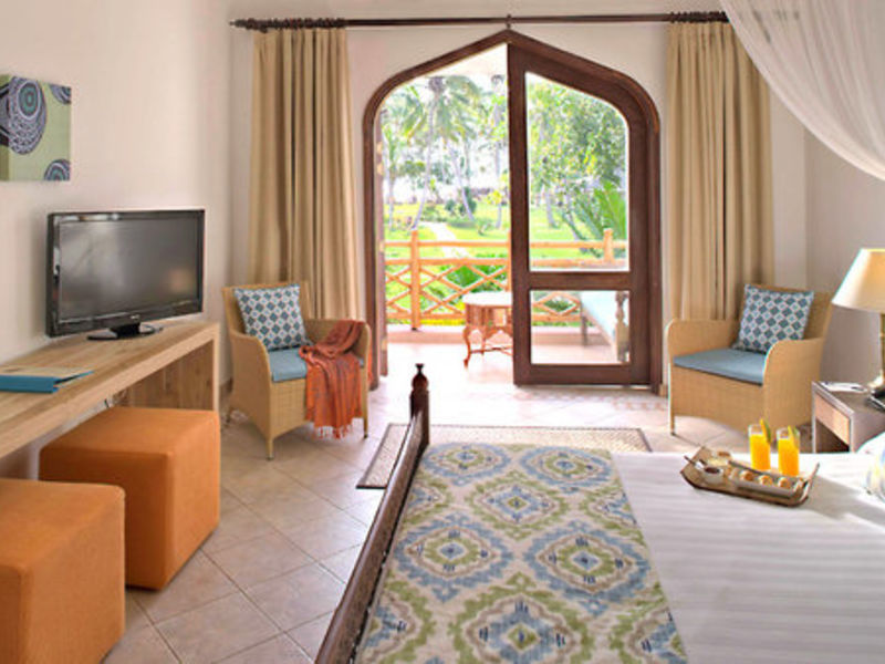 Bluebay Beach Resort