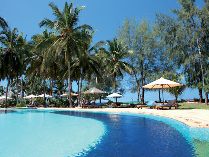 Bluebay Beach Resort