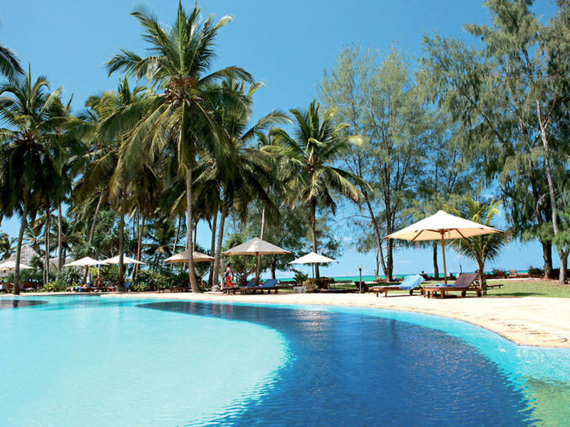 Bluebay Beach Resort & Spa
