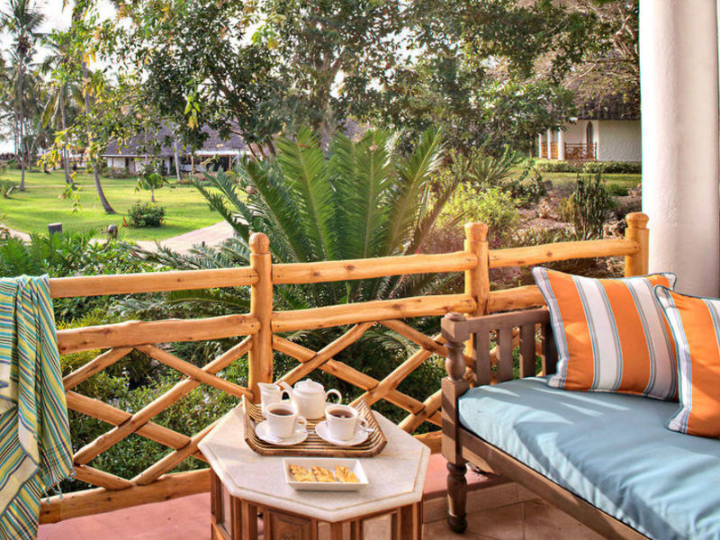 Bluebay Beach Resort & Spa