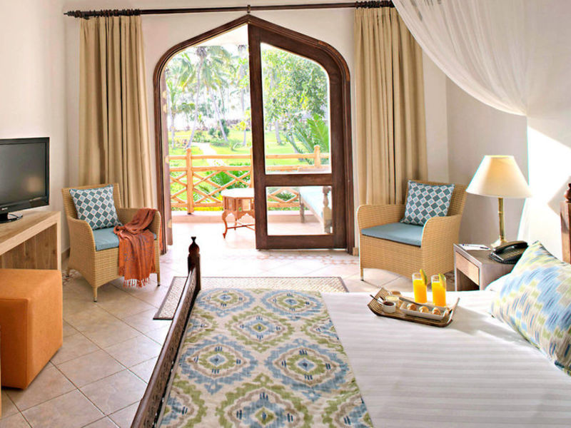 Bluebay Beach Resort & Spa