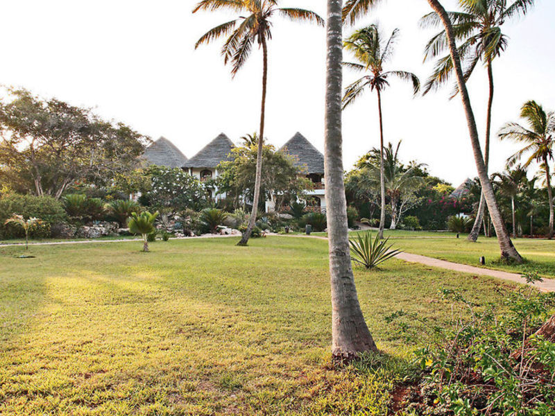 Bluebay Beach Resort & Spa