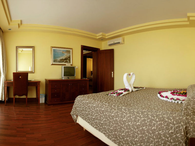 Bodrum Holiday Resort Club