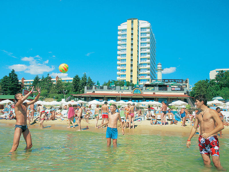 Bonita Beach, Hotel