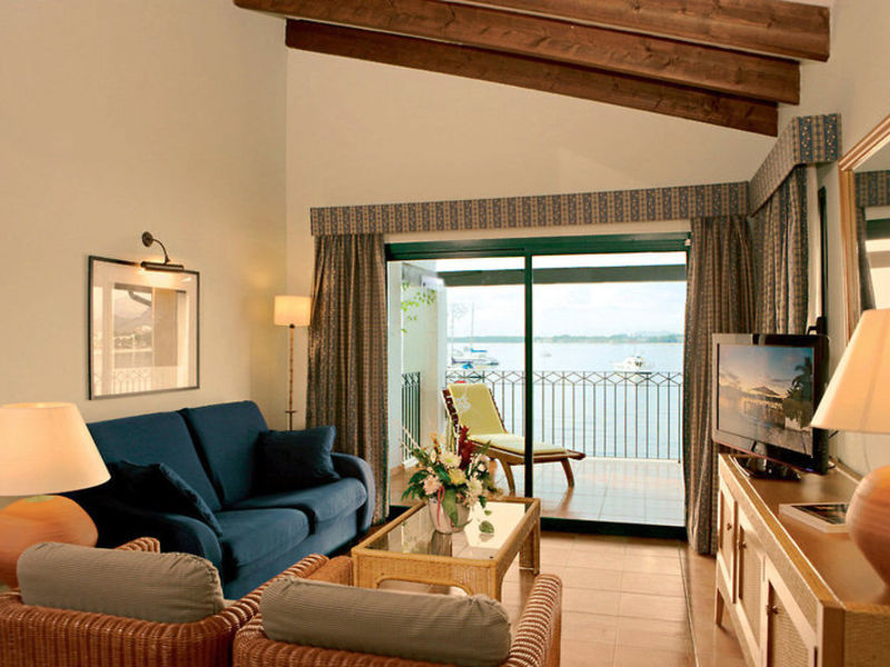 Botel Alcudiamar
