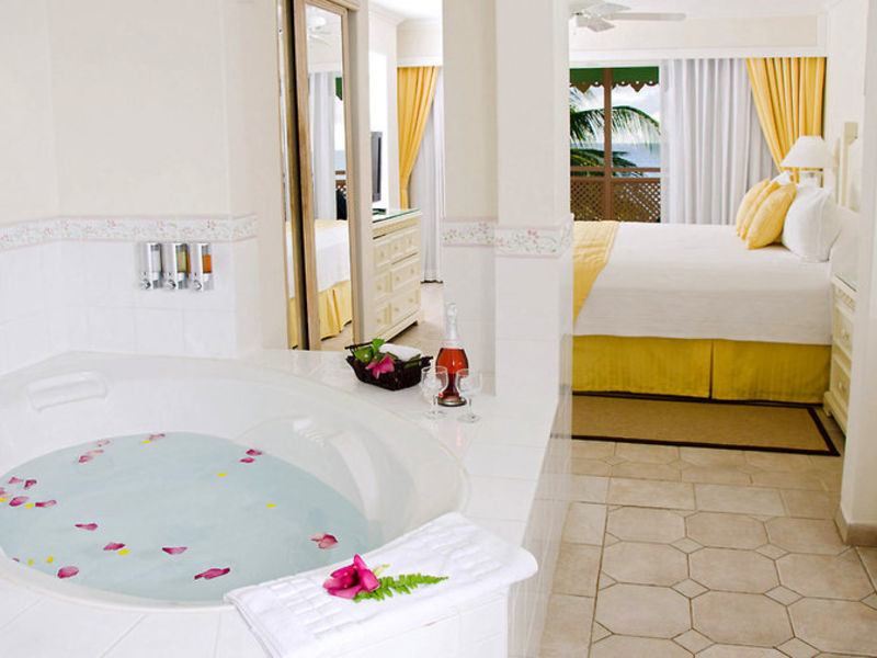 Bougainvillea Beach Resort