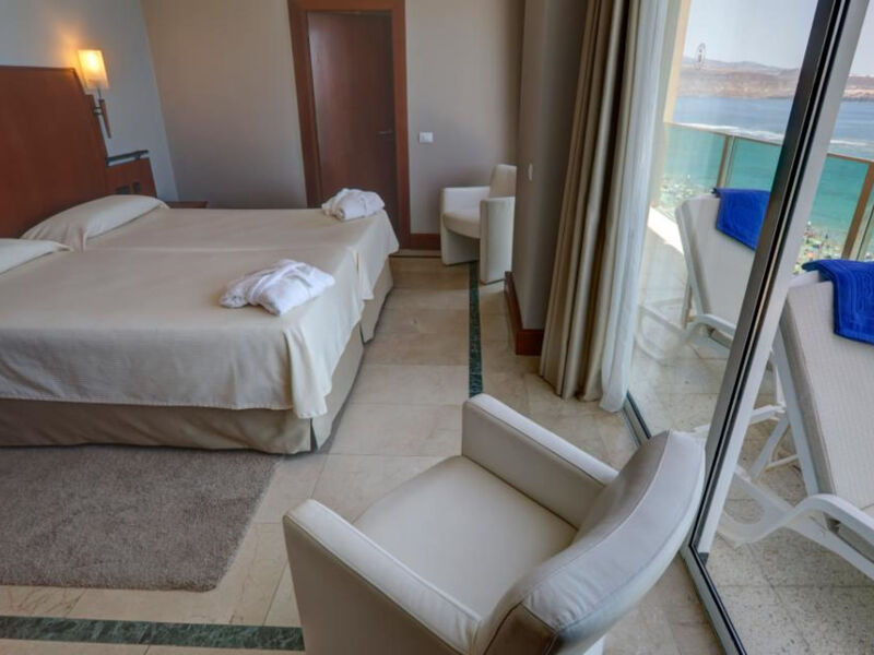 Bull Reina Isabel &Amp; Spa