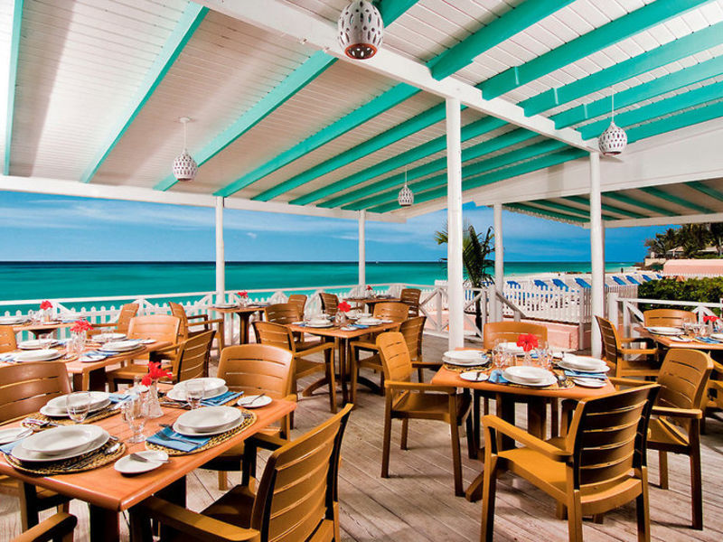 Butterfly Beach Hotel