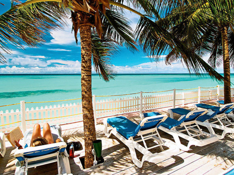 Butterfly Beach Hotel