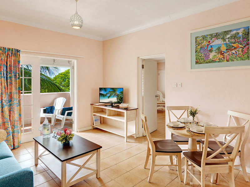 Butterfly Beach Hotel