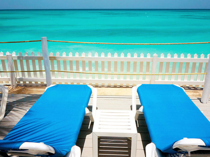 Butterfly Beach Hotel