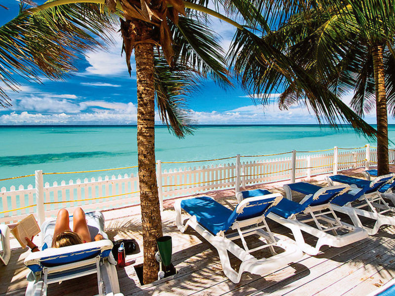 Butterfly Beach Hotel