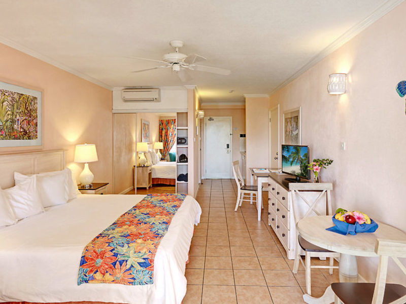 Butterfly Beach Hotel