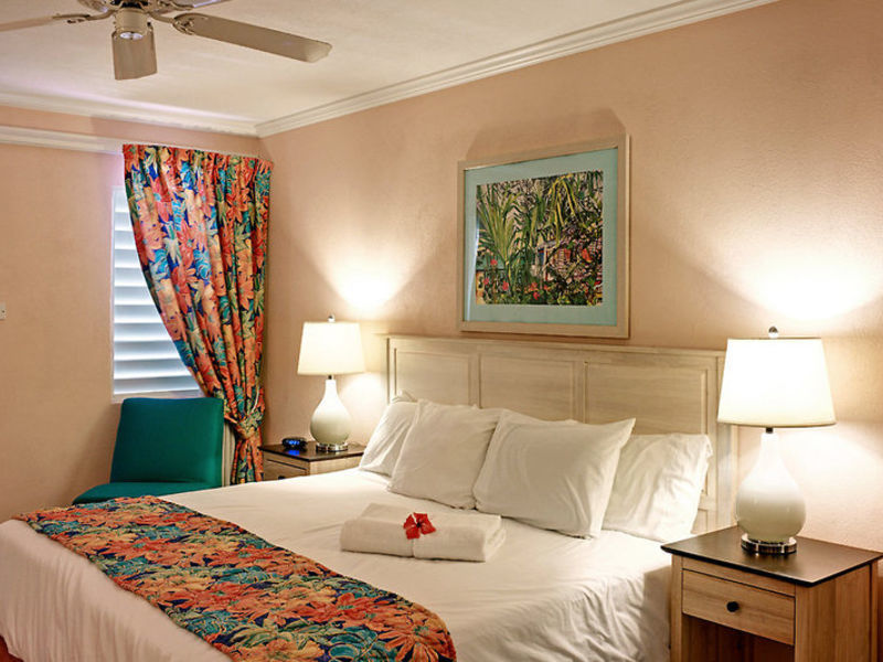 Butterfly Beach Hotel