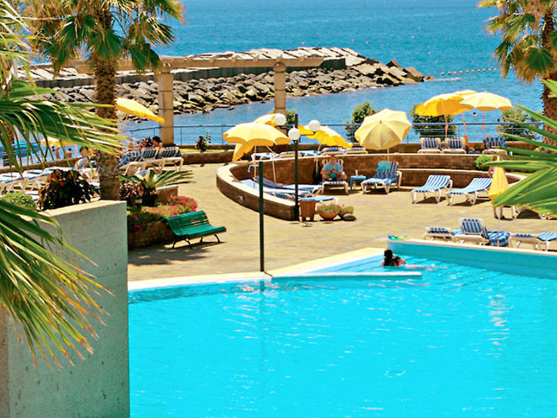 Calheta Beach