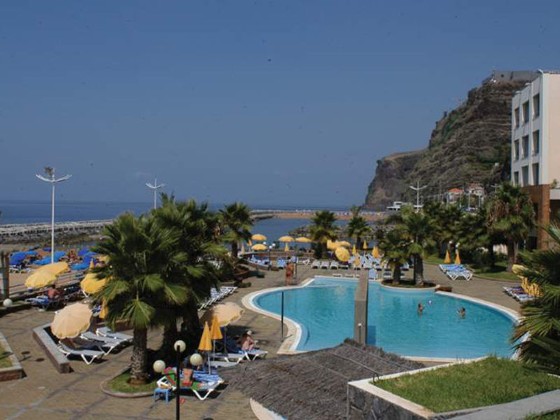 Calheta Beach Hotel
