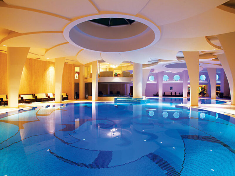 Calista Luxury Resort