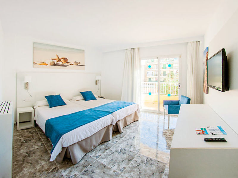 Calma Hotel