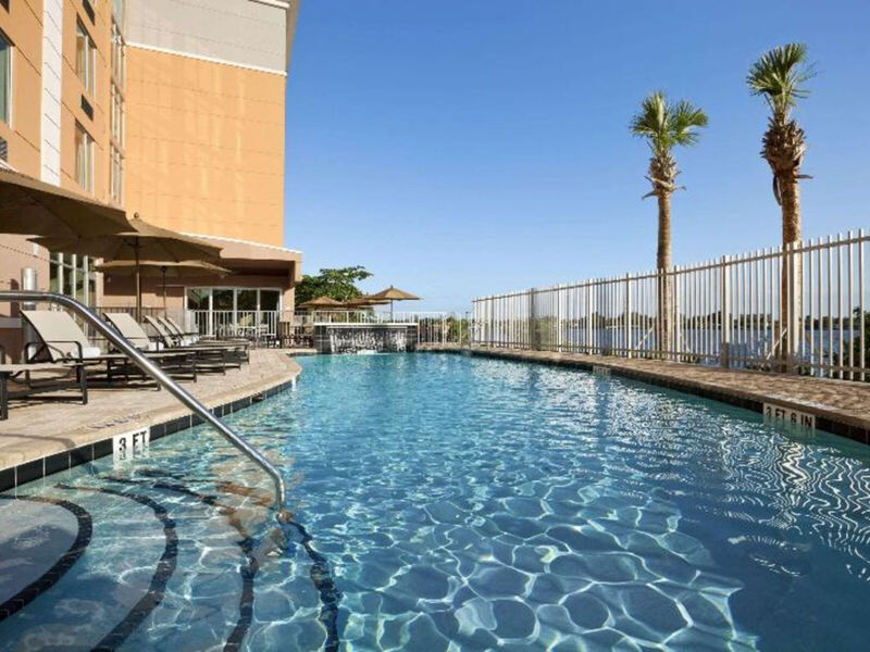 Cambria Hotel Miami Airport - Blue Lagoon