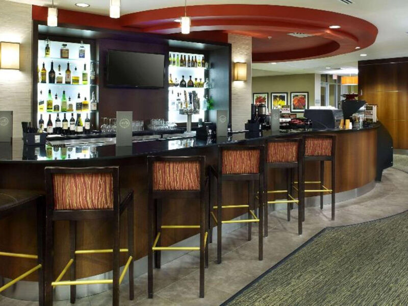 Cambria Hotel Miami Airport - Blue Lagoon
