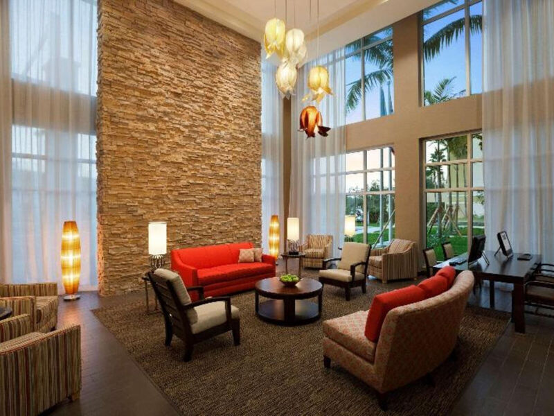 Cambria Hotel Miami Airport - Blue Lagoon