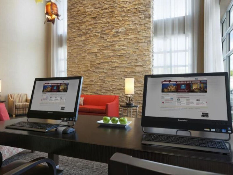Cambria Hotel Miami Airport - Blue Lagoon