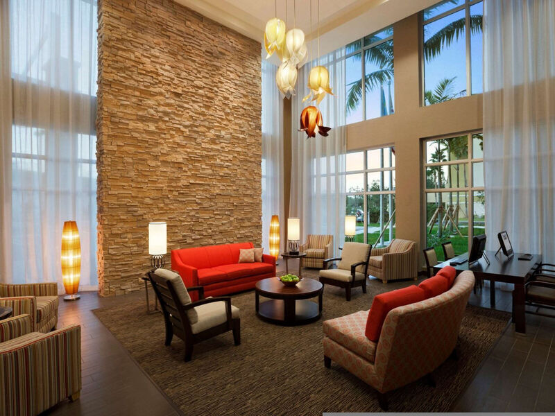Cambria Hotel Miami Airport - Blue Lagoon
