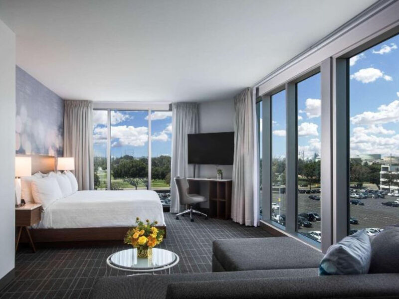 Cambria Suites Lax