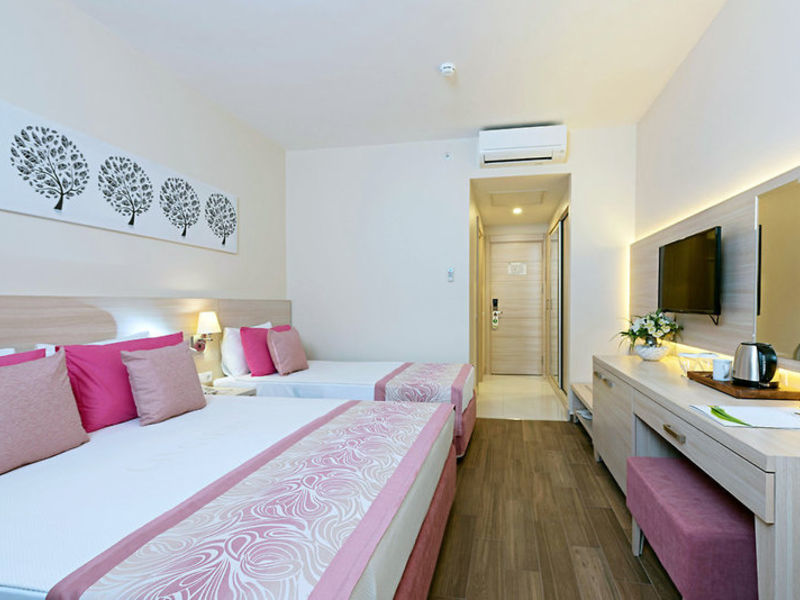 Can Garden Resort