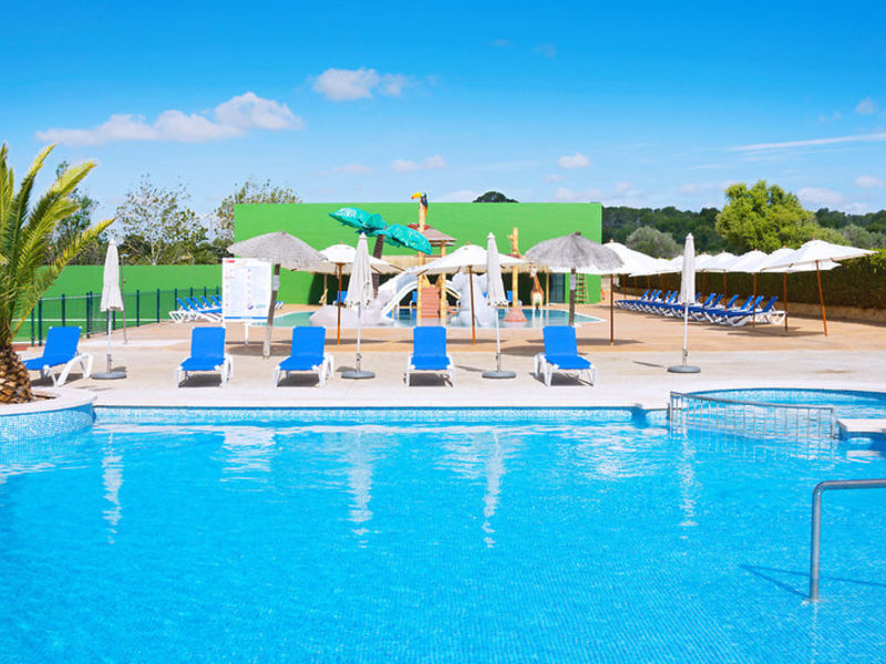 Canarios Park