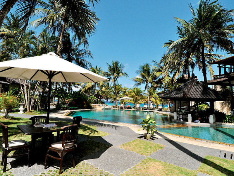 Candi Beach Cottages