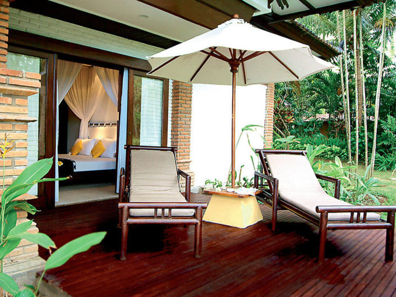 Candi Beach Cottages