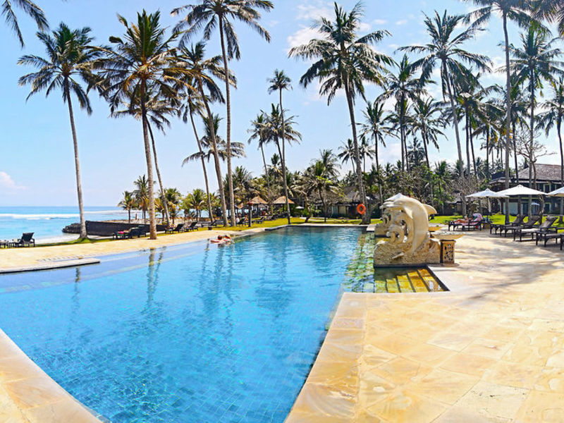 Candi Beach Cottages