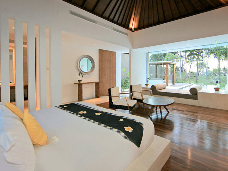 Candi Beach Cottages