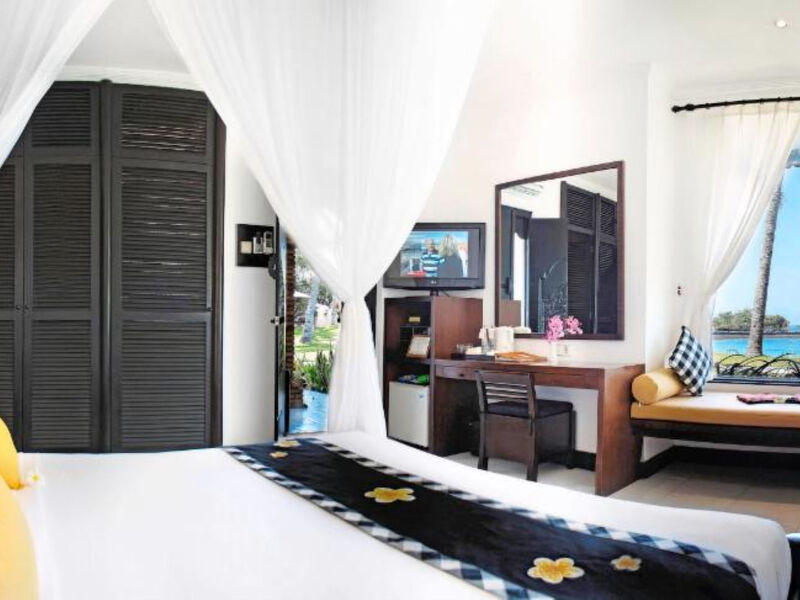 Candi Beach Resort &Amp;Spa