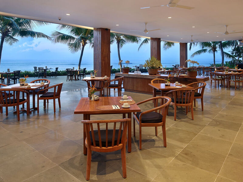 Candi Beach Resort &Amp;Spa