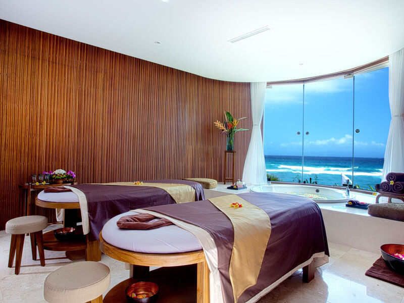 Candi Beach Resort &Amp;Spa