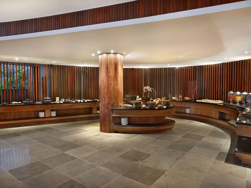 Candi Beach Resort &Amp;Spa